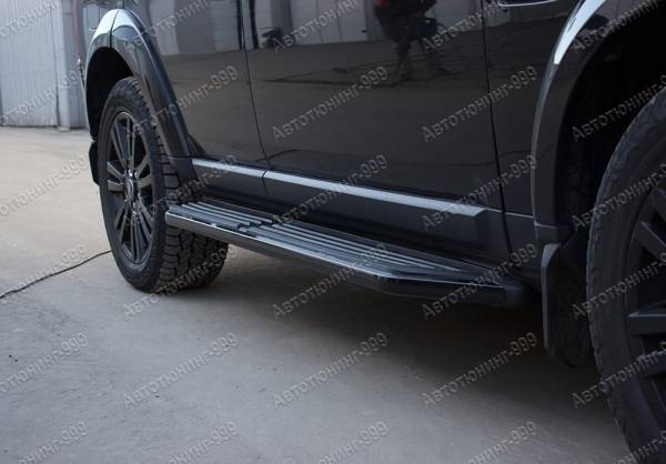 Пороги на Land Rover Discovery 4 без крепления black